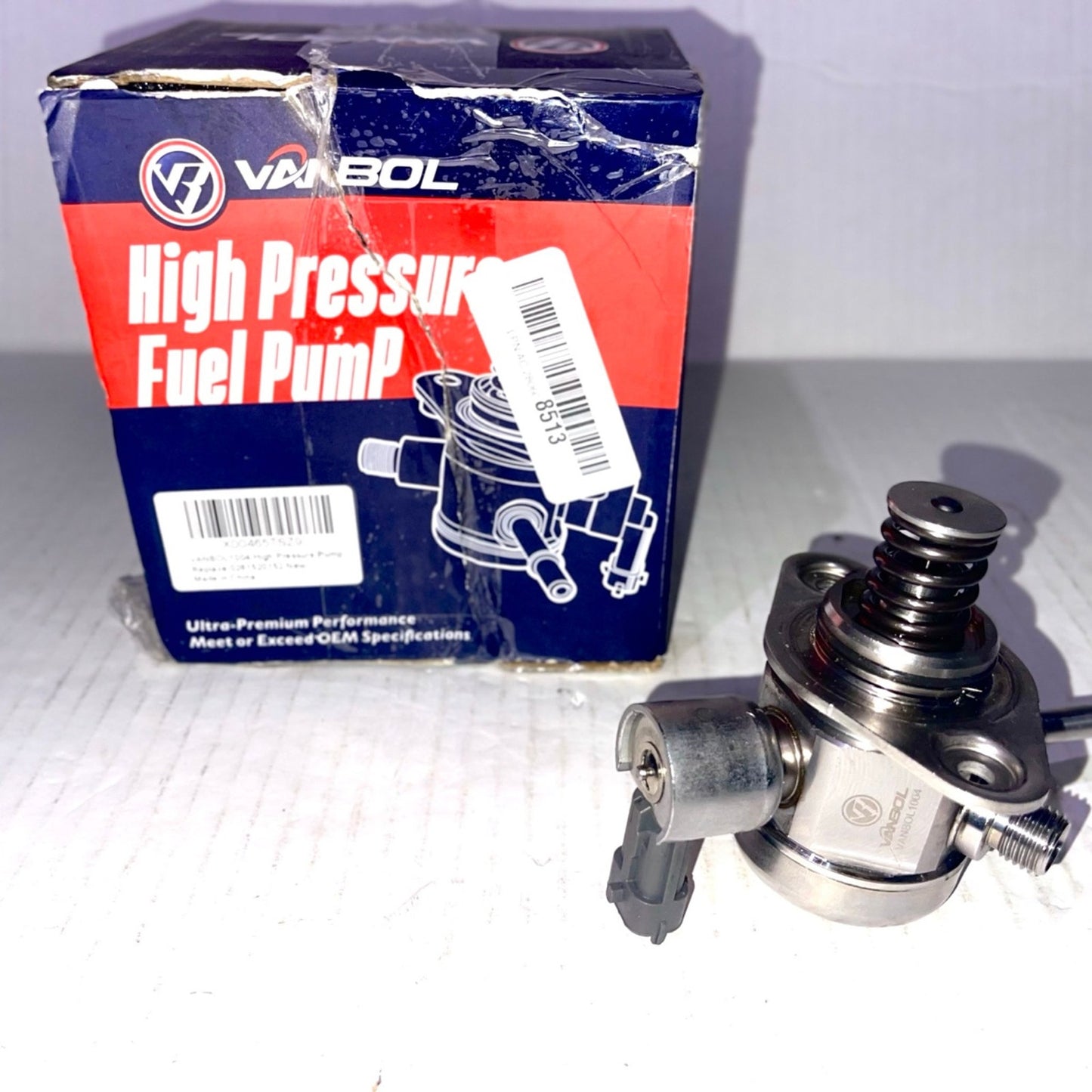 High Pressure Fuel Pump for 2012-2018 Ford Edge Escape Explorer Focus Fusion Police Sedan Land Rover Discovery LR2 Range Rover Evoque Lincoln MKC MKT MKZ L4 2.0L Replace 0261520152