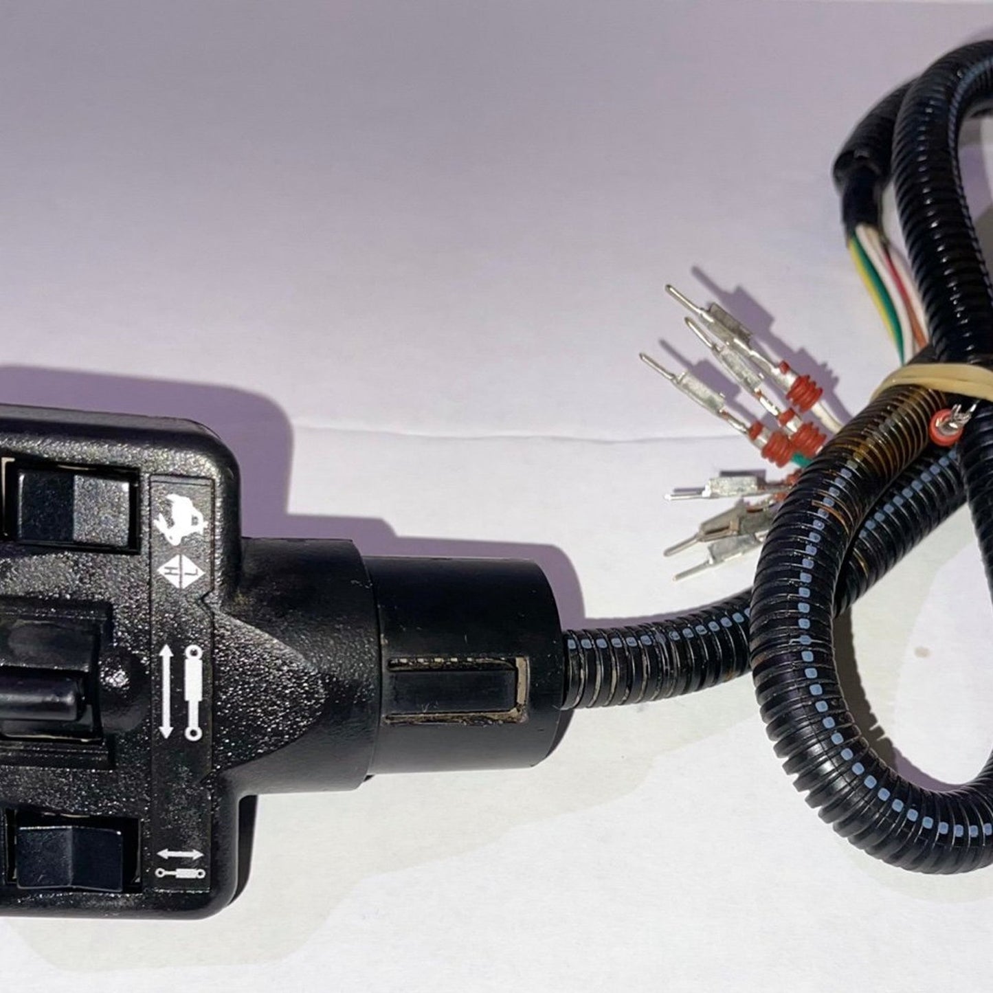 Solarhome 6680418 Right Auxiliary Four Switch Handle for Bobcat 751 753 763 773 863 864 S130 S150 S160 S175 S185 S205 S220 S300 S330 T140 T180 T190 T200 T250 T300 T320 T770