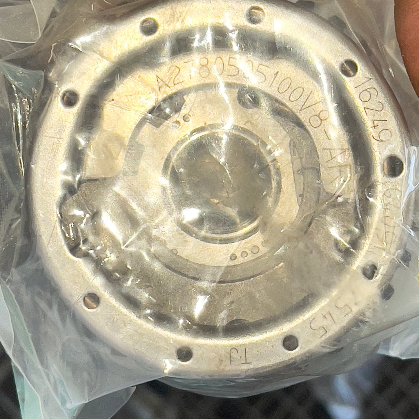 Camshaft Adjuster Intake Mercedes-Benz M157 M278 W166 W221 W222 W463(2780505100) 2780504900 2780505000 2780505100 2780505200