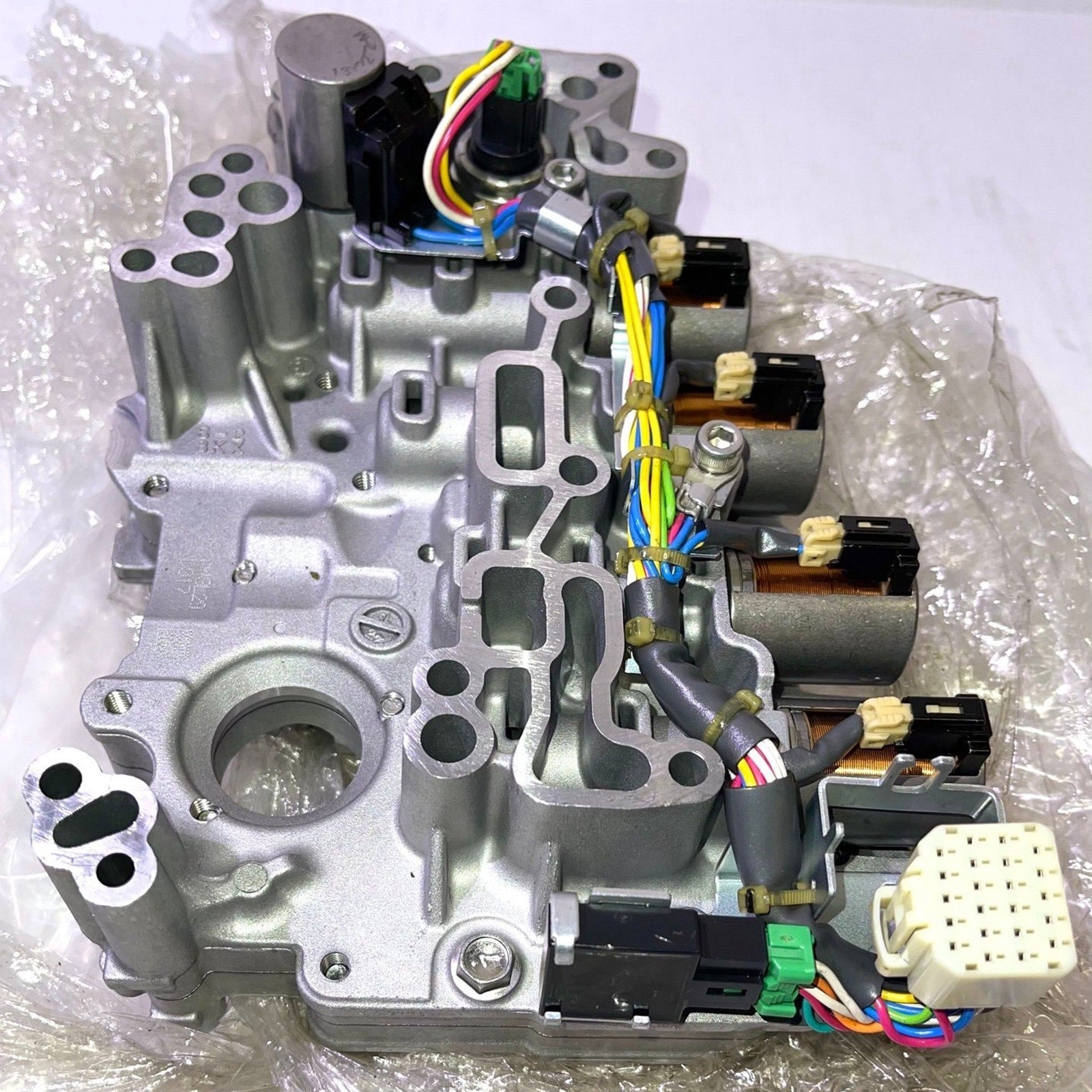 JF015E Valve Body CVT Transmission Solenoid For Chevy Spark,Nissan Sentra Tiida Versa,Suzuki Swift RE0F11A
