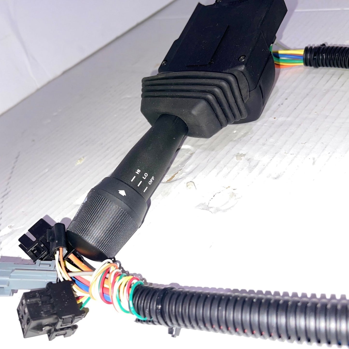 Truck-Lite (960Y101) Turn Signal Lamp Switch 12V