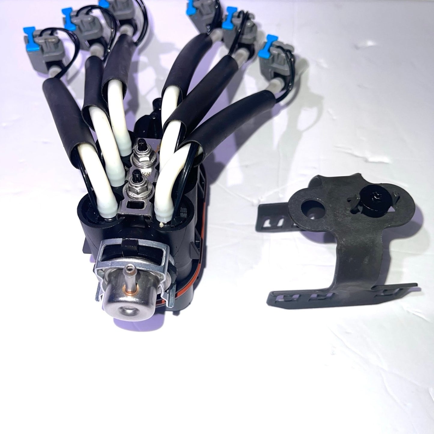 Fuel Injector Spider Assembly w/Bracket 1996-2014 Chevrolet Blazer C1500 K1500