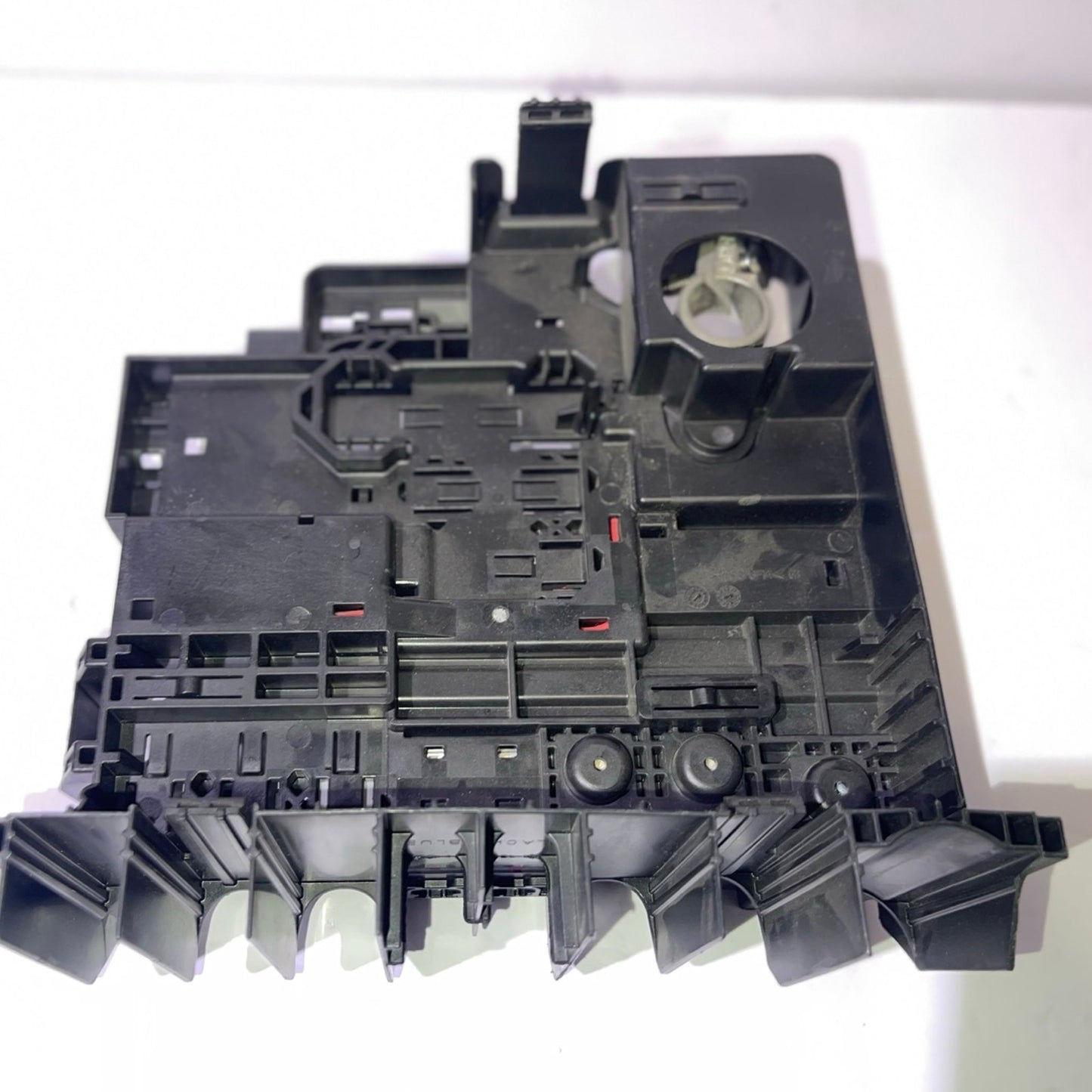 Battery Distribution Engine Compartment Fuse Block Chevy Silverado 1500 2500 HD