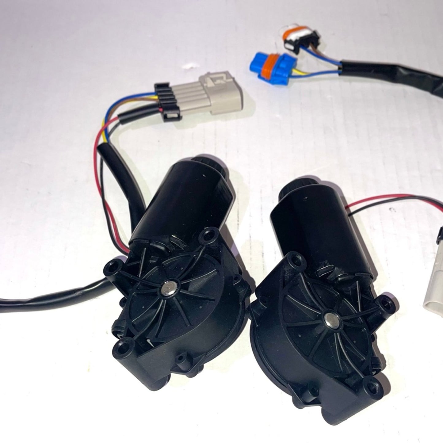 Chevrolet Corvette Headlight Motor Front Left Right 2000-2004 YHTAUTO Set of 2