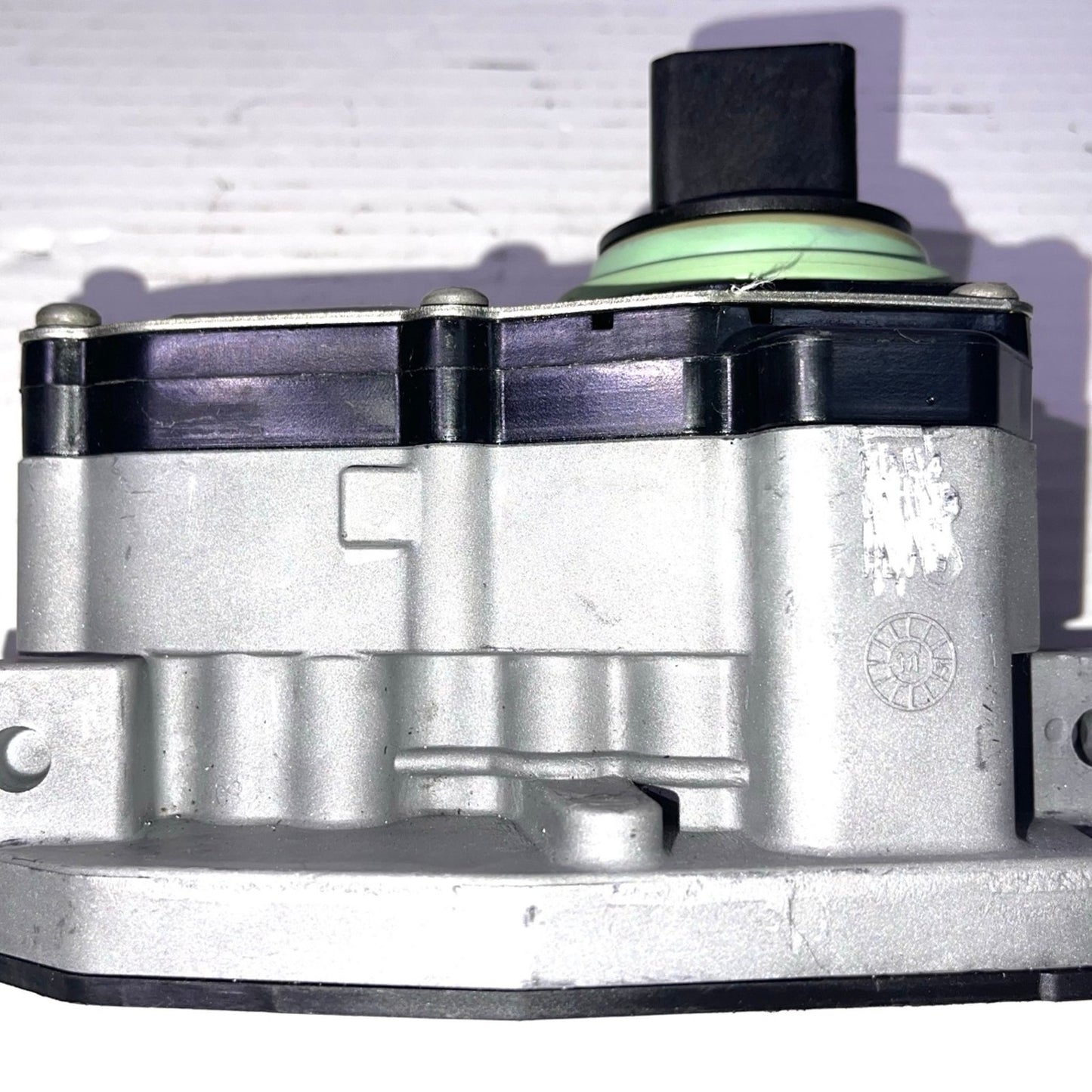 Transmission Shift Solenoid Block For Challenger Charger 1500 Raider Wrangler Transmission Shift Solenoid Block For Challenger Charger 1500 Raider Wrangler 42RLE 04800171AA