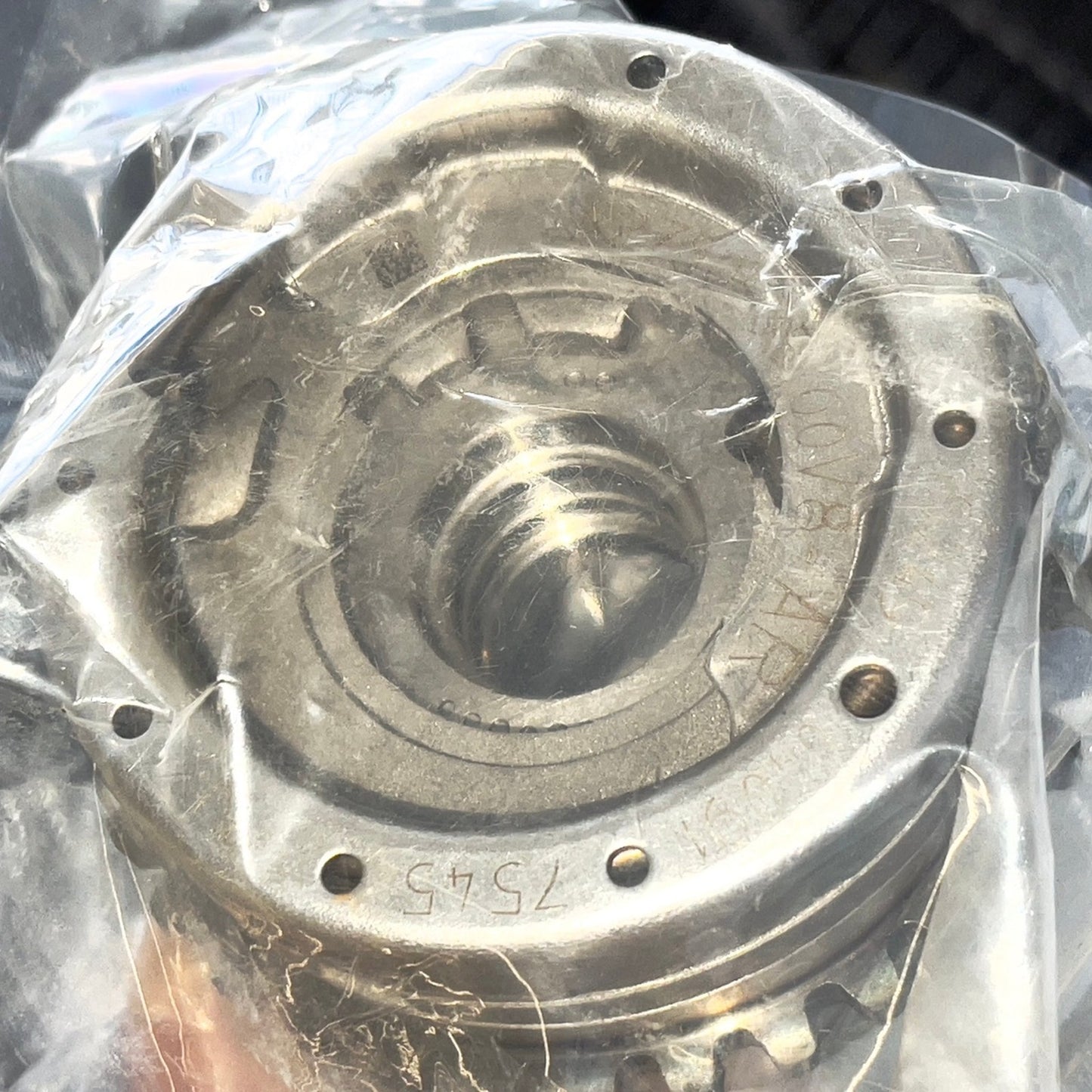 Camshaft Adjuster Intake Mercedes-Benz M157 M278 W166 W221 W222 W463(2780505100) 2780504900 2780505000 2780505100 2780505200