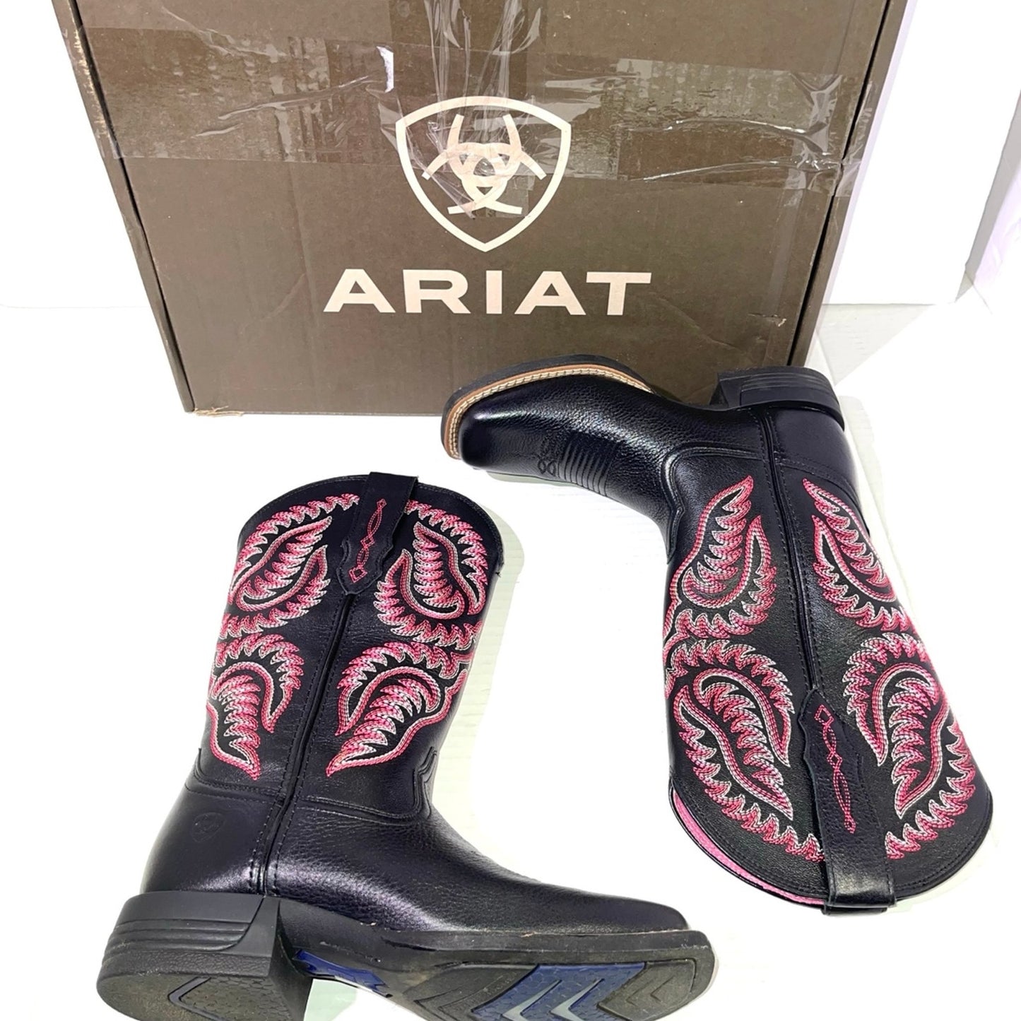 Ariat Women Cattle Caite Stretchfit Western Boot SZ 5.5B LEATHER BLK PINK COWGIRL