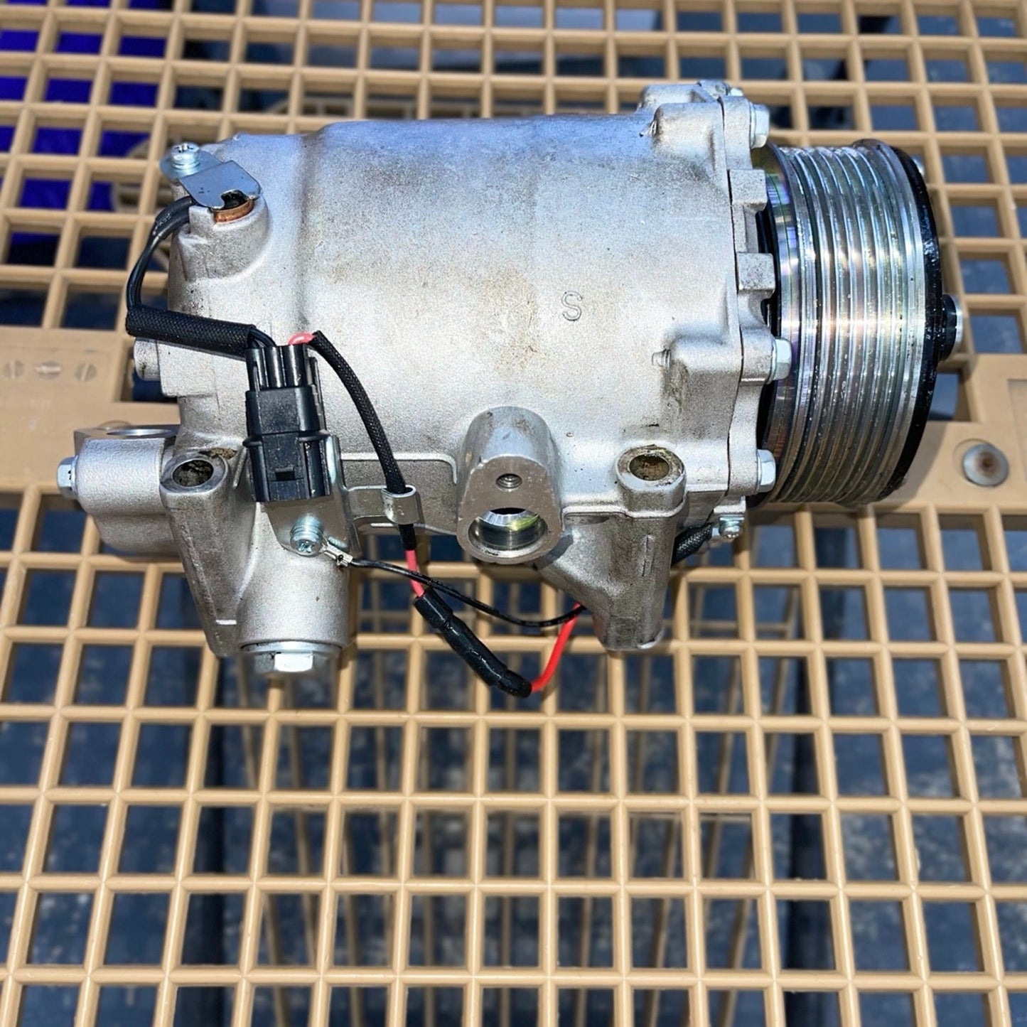 AC Compressor & A/C Clutch For Honda CR-V CRV Acura ILX - 60-03983NA