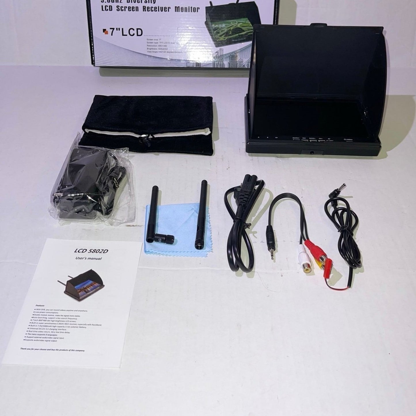 FPV Monitor 7” LCD Video Screen 800 x 480 Resolution, 5.8GHz 40CH DVR Function, RC Drone Display Screen with Auto Search, 2000mAh FPV Receiver for Drone Quadcopter(US Plug)