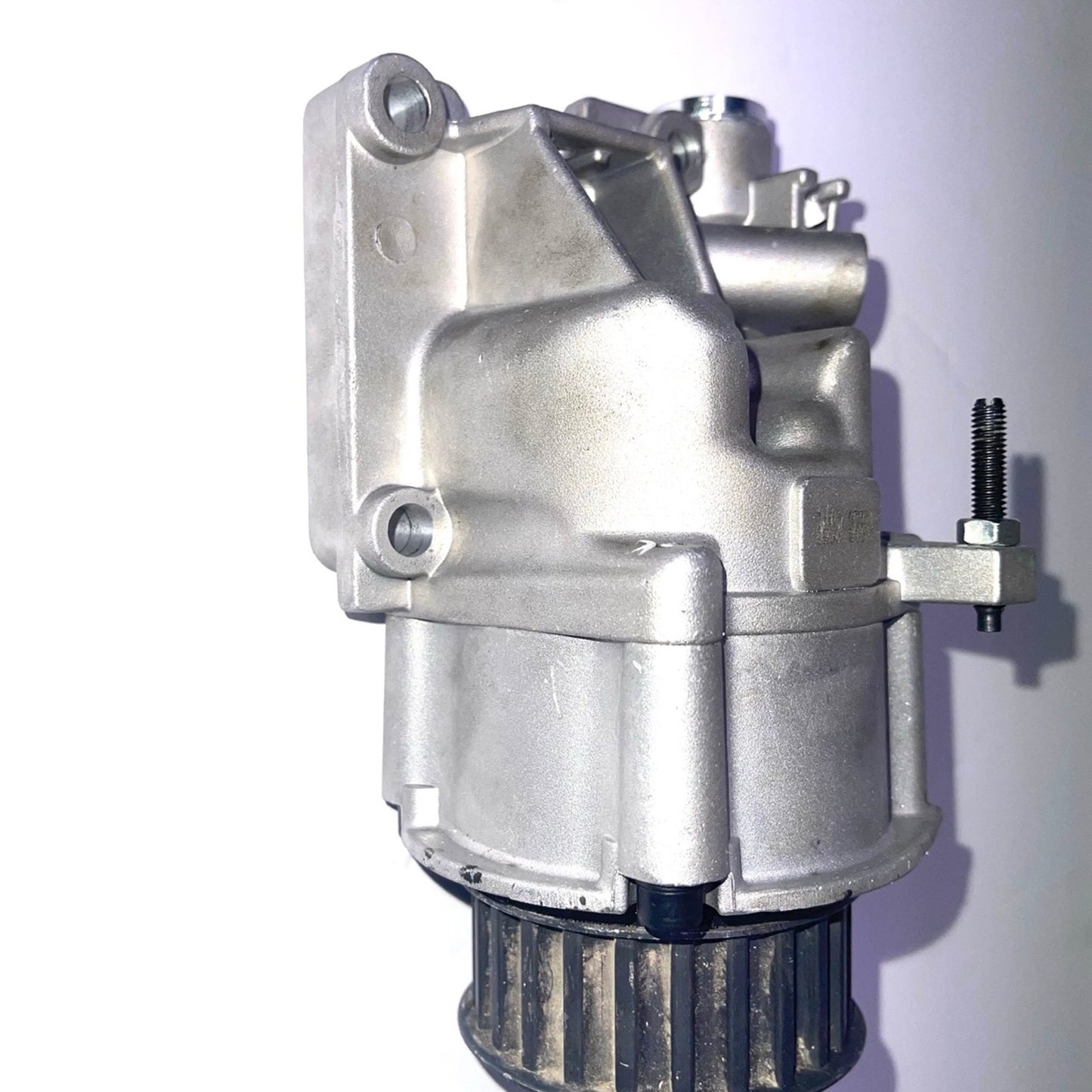 Oil Pump Deutz Engine BF4M1011 1011F BF4M1011 04270665 0427 0665 0428 6975 0428