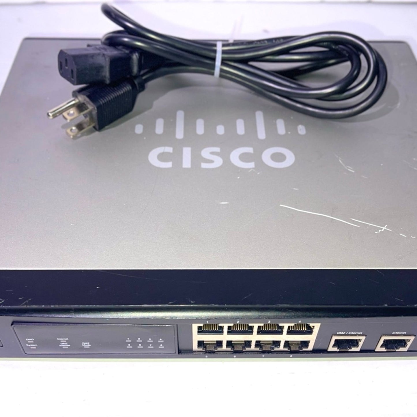 Cisco Rv082 8. Port Fast Ethernet VPN Router. Dual Wan 8 X 10/100Base. Tx LAN, 1 X 10/100Base. Tx Wan, 1 X 10/100Base. Tx DMZ Product Type: Routing/Switching Devices/Routers & Gateways