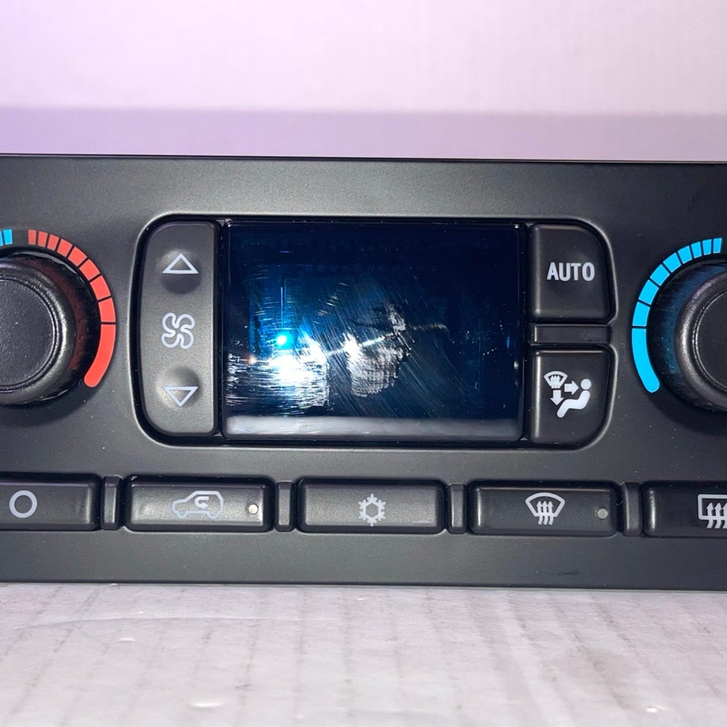 Climate Control Module A/C Heater 599-211XD Buick Rainier Cadillac Escalade Chevrolet Avalanche Silverado 1500 2500 3500 Suburban Tahoe Trailblazer GMC Yukon Sierra Envoy