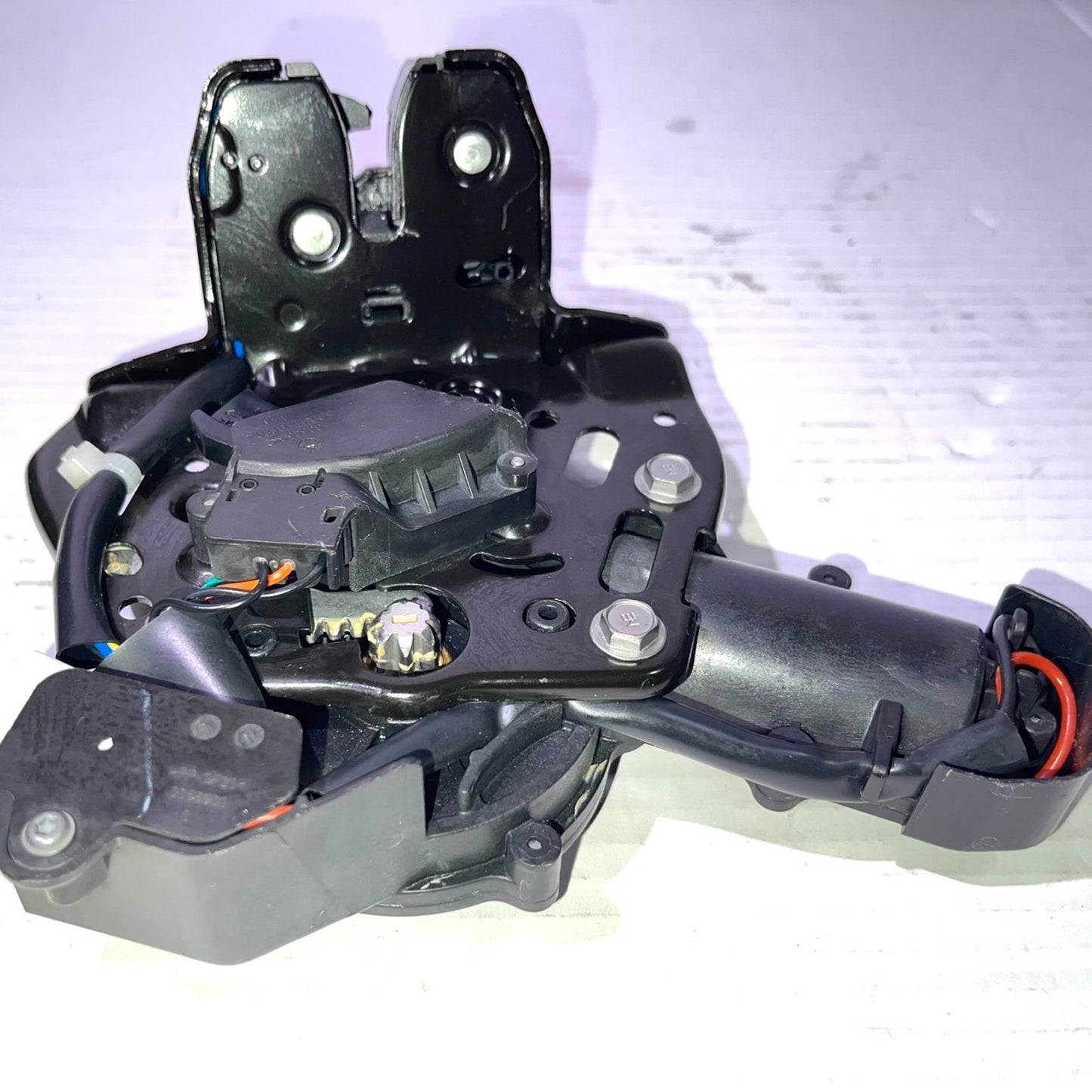 90500-6RR1A Power Tailgate Door Lock Latch Actuator for Infiniti QX60 2022-2024