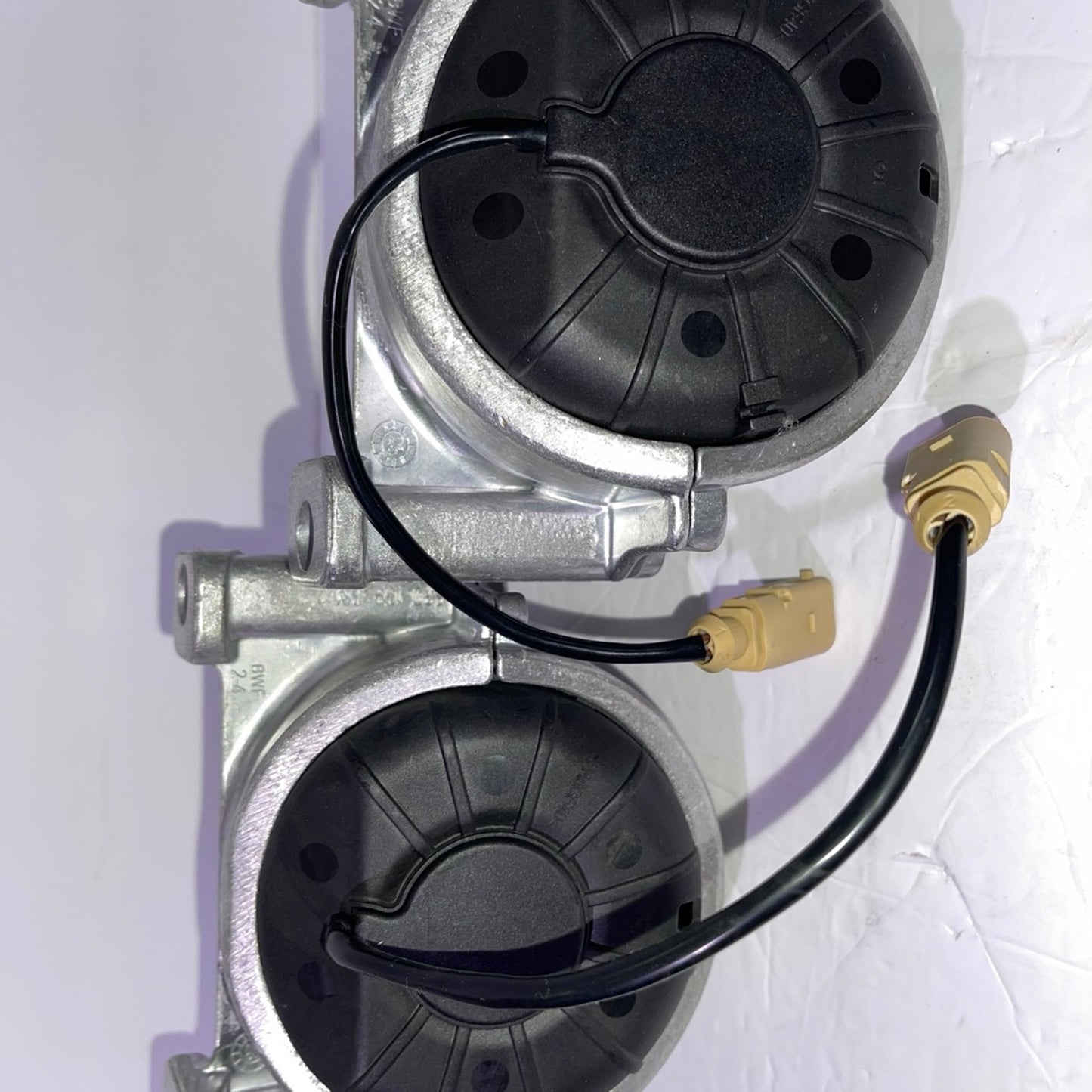 Engine Motor Trans Mount Set for Audi A4 2009-2012, A4 Quattro 2009-2016, A5 2010-2012, A5 Quattro 2008-2009 & 2013-2017 Replace# 8K0199381C 8R0199381E 2pc Engine Motor Mount Set For Audi A4 A5 Quattro Q5 3.2L V6